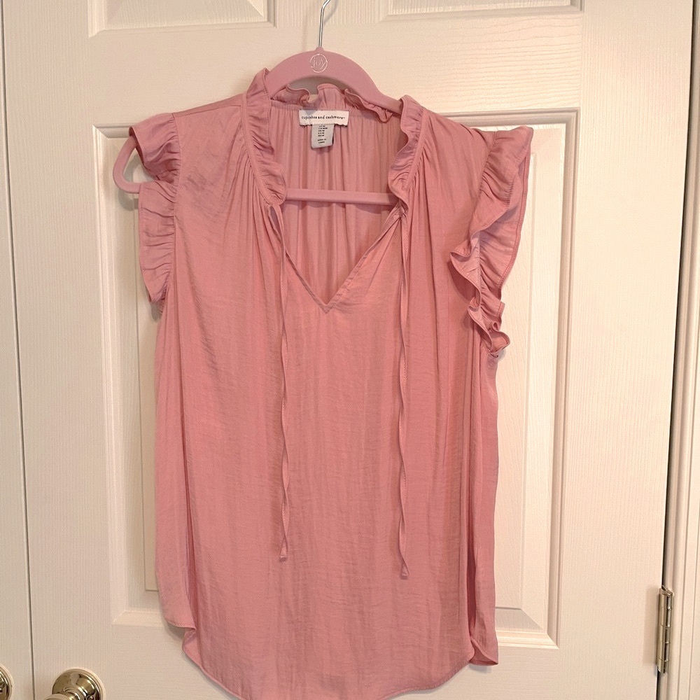 Cupcakes & Cashmere Pink Ruffled Women's Top ~Md